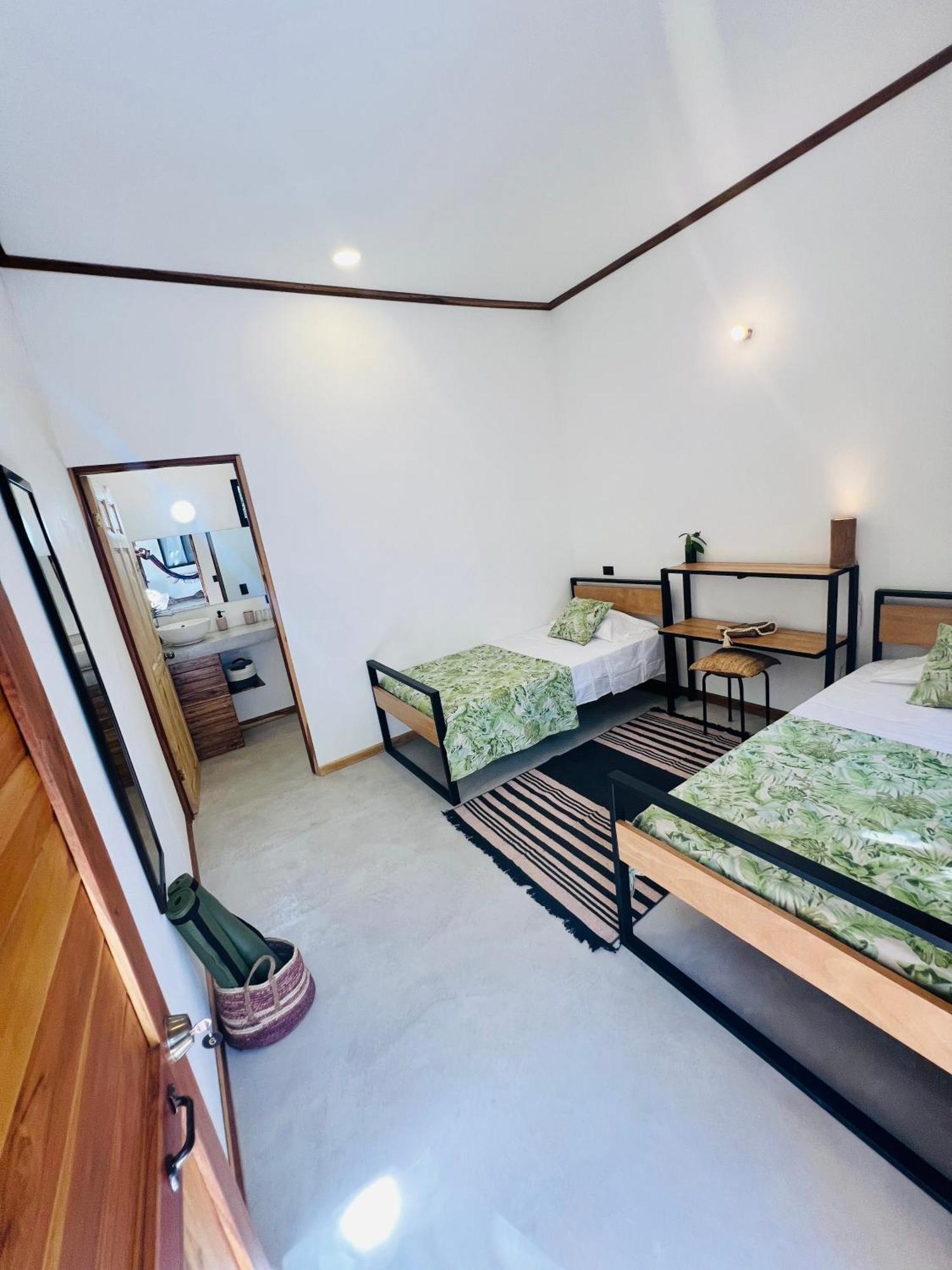 Calipso Ocean Lodge- Avellana Beach Hotel Плая Авеляна Екстериор снимка
