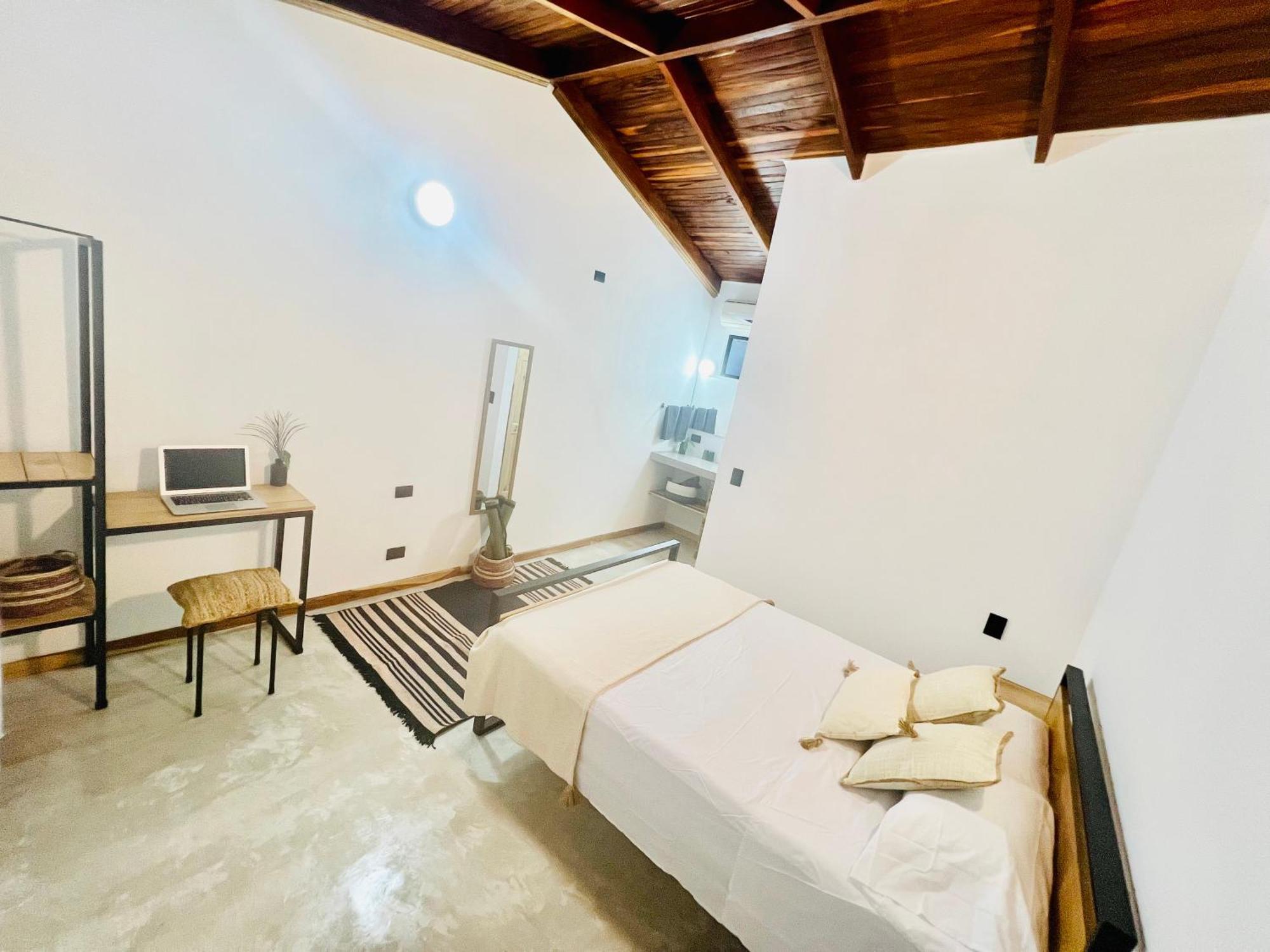 Calipso Ocean Lodge- Avellana Beach Hotel Плая Авеляна Екстериор снимка