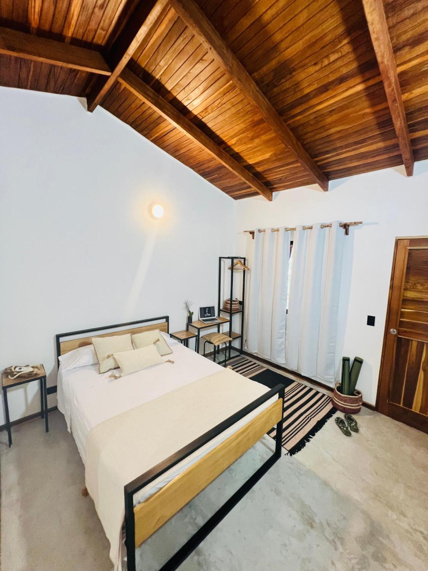 Calipso Ocean Lodge- Avellana Beach Hotel Плая Авеляна Екстериор снимка