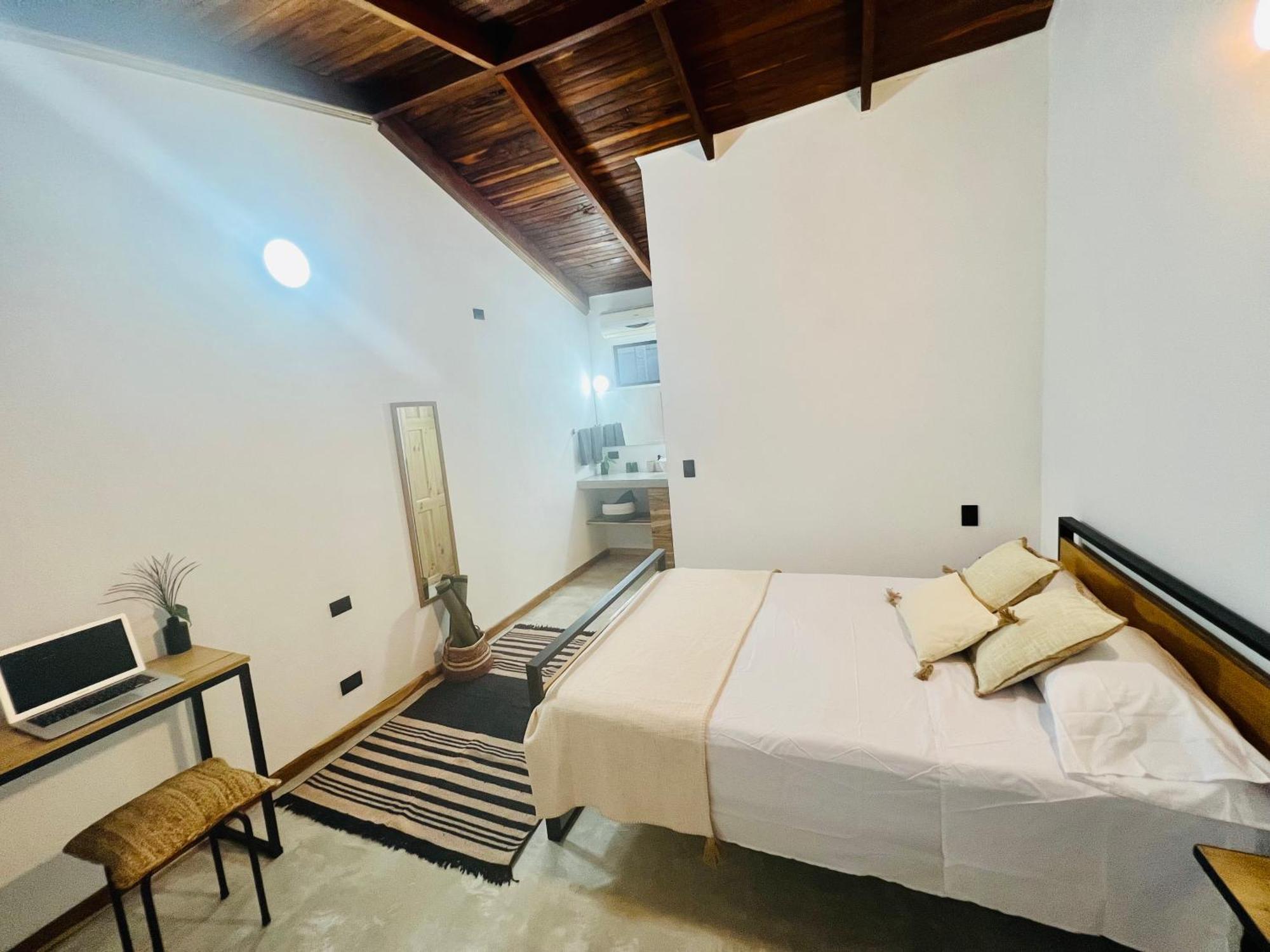 Calipso Ocean Lodge- Avellana Beach Hotel Плая Авеляна Екстериор снимка